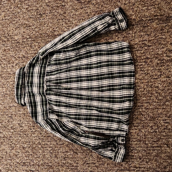 George Boy's Long Sleeved Shirt Size 4T Color Hunter Green/White/Black Plaid - Picture 4 of 5